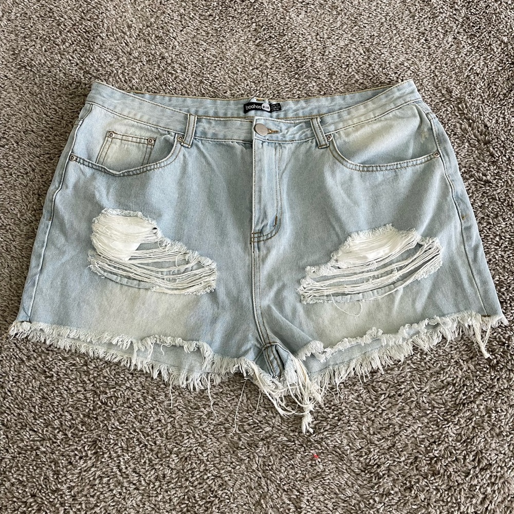 Distressed shorts